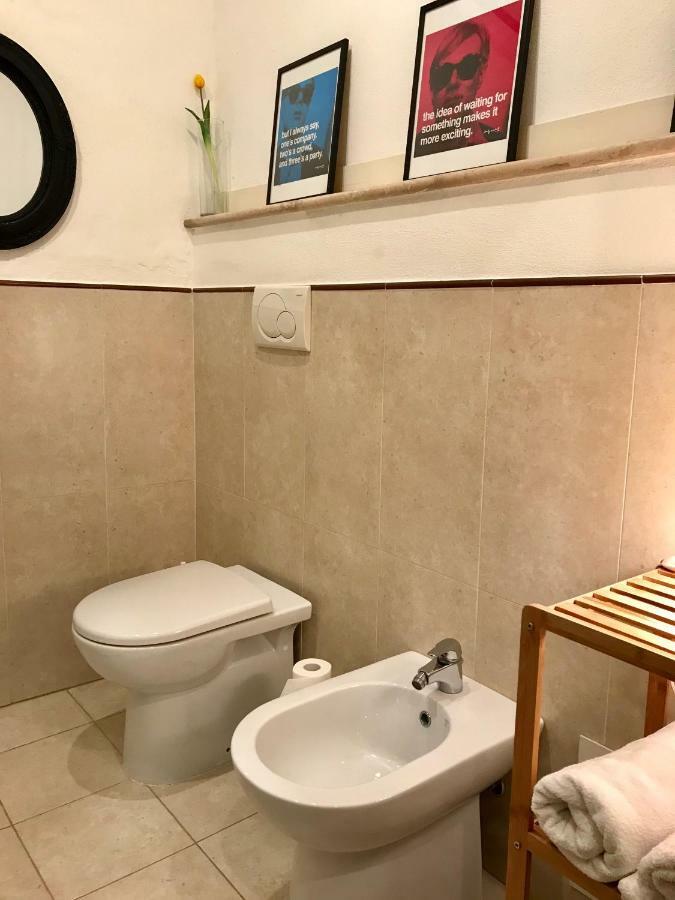 The Heart Of Cagliari, Cozy 2 Bedroom Apartment Buitenkant foto