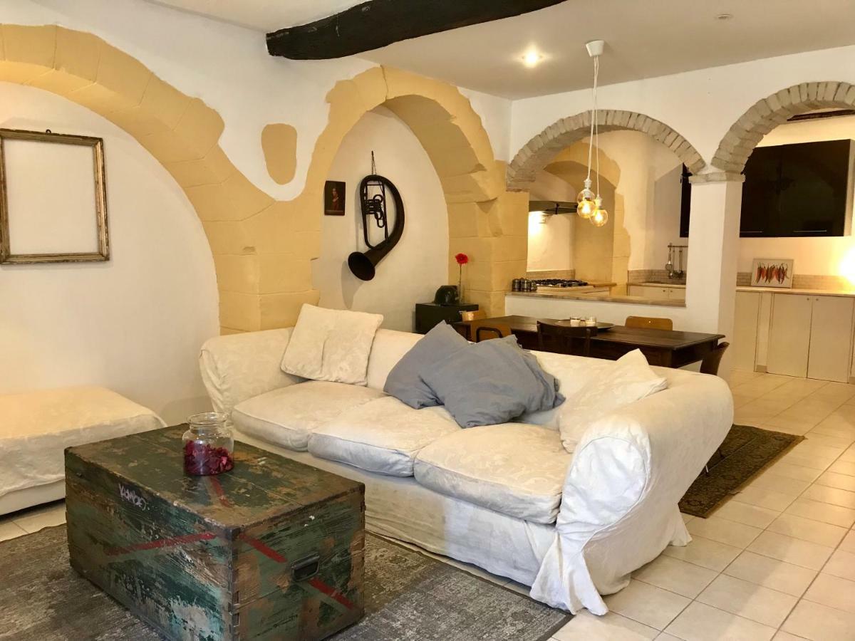 The Heart Of Cagliari, Cozy 2 Bedroom Apartment Buitenkant foto